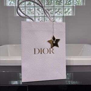 Pristine Dior shopping bag